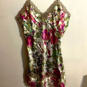 NWT Victoria’s secret pleated slip dress